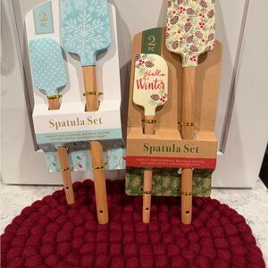 Holiday Spatula Sets with charming prints.